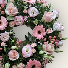 Pink Mixed Wreath