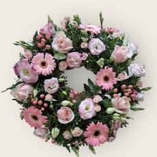 Pink Mixed Wreath